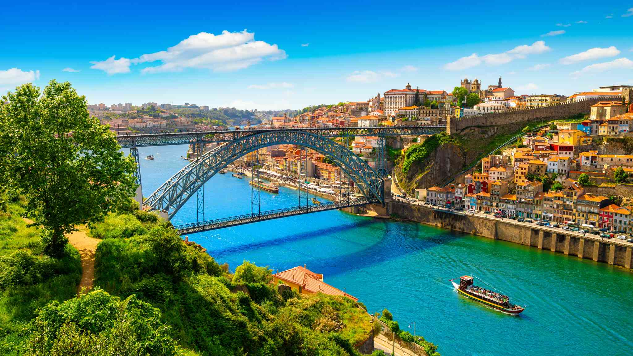 2048x1152 Braganca to Porto Private Transfer