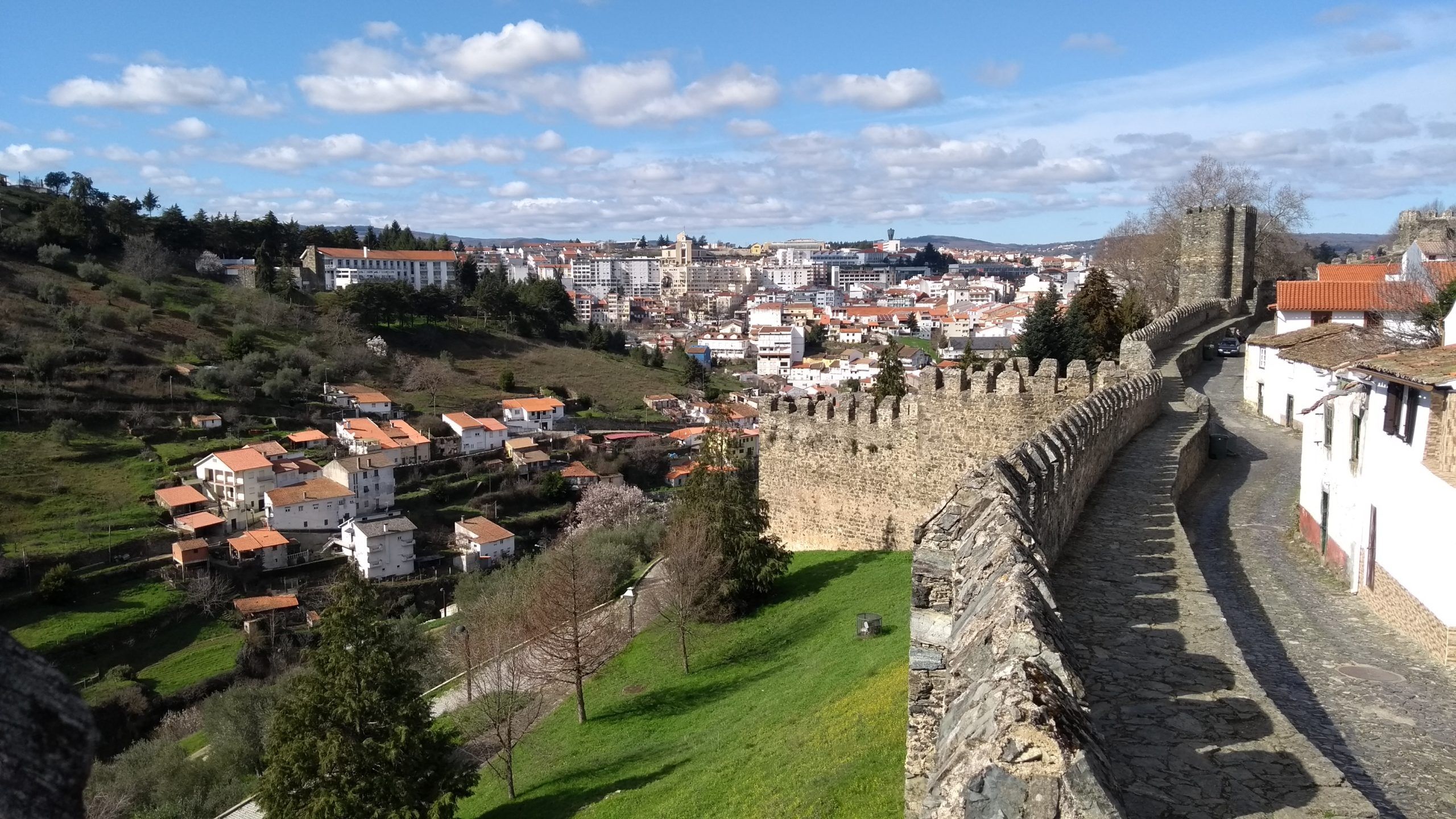 2560x1440 Braganca