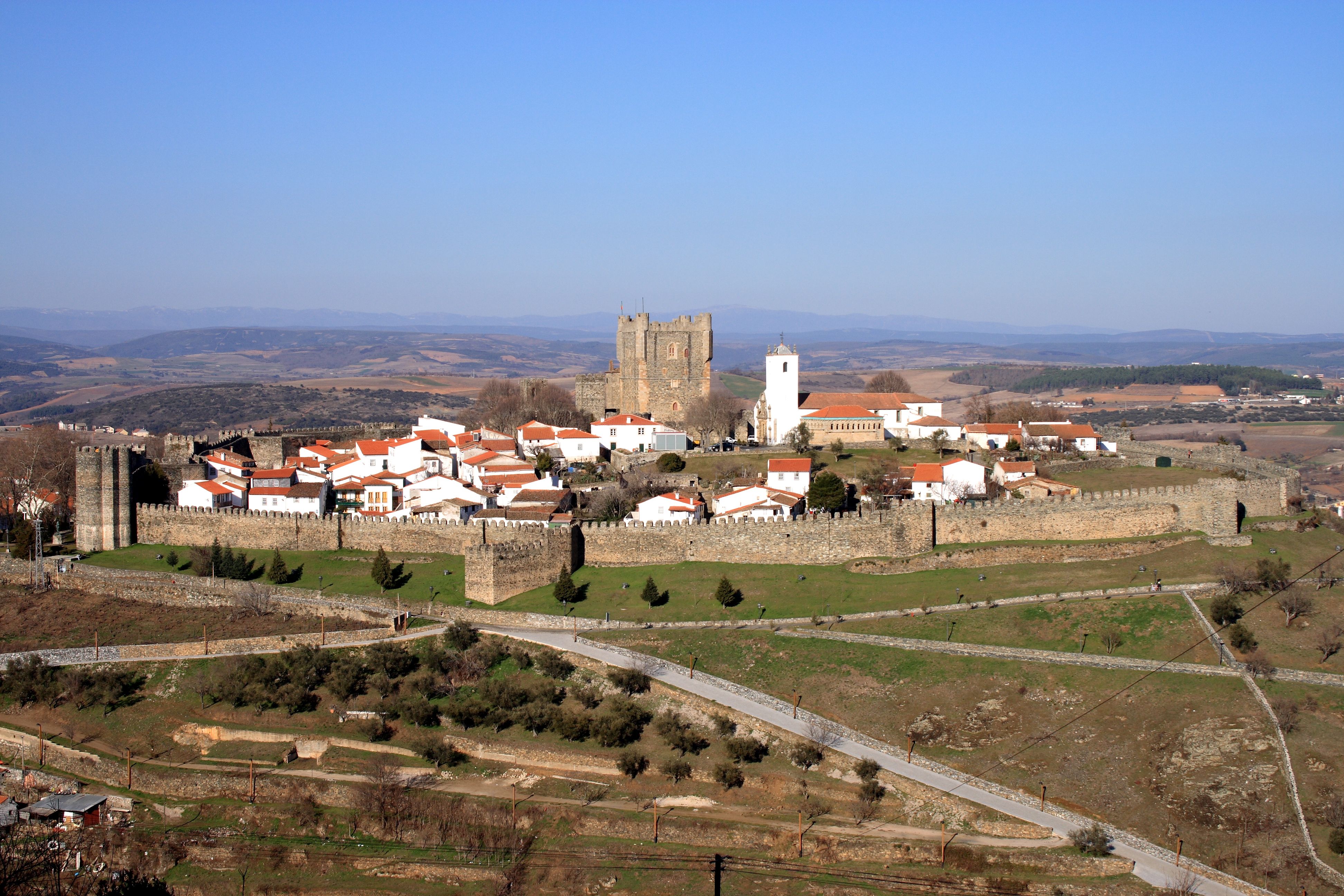 3888x2592 Visit Castelo de Bragança in Bragança. Live the World
