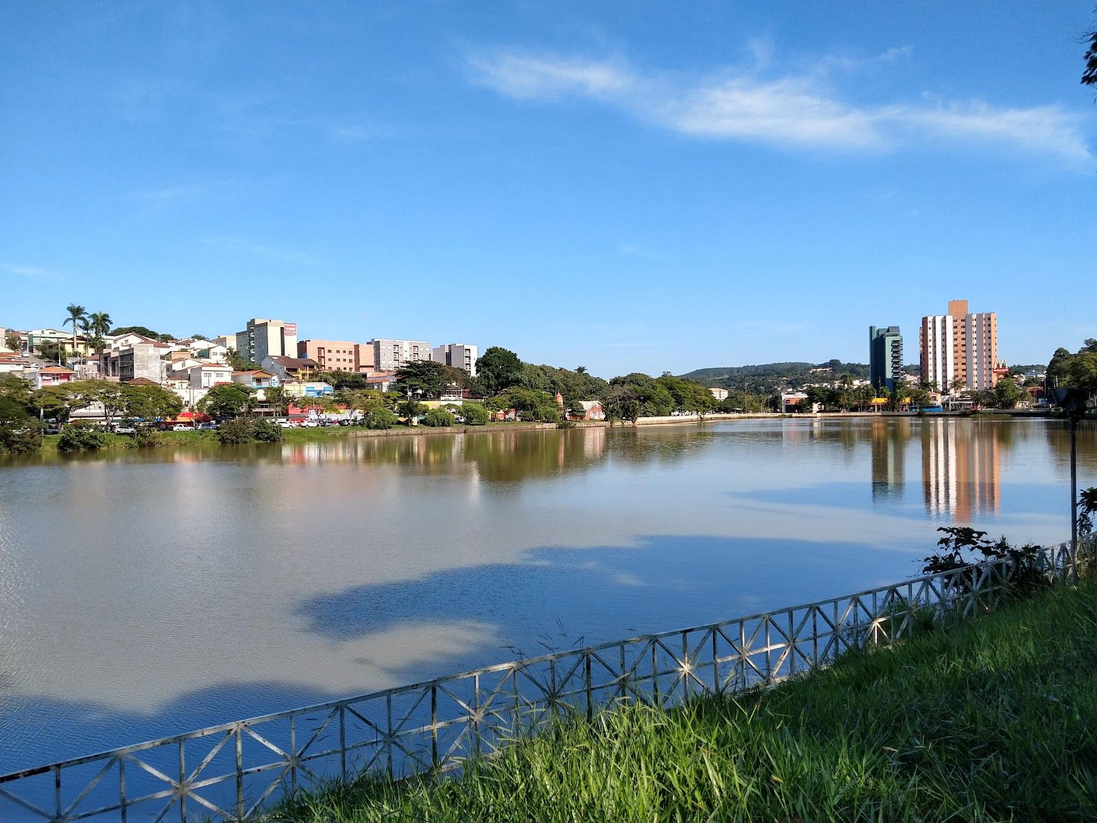 1600x1200 Lago do Taboão Bragança Paulista Brazil (2026)