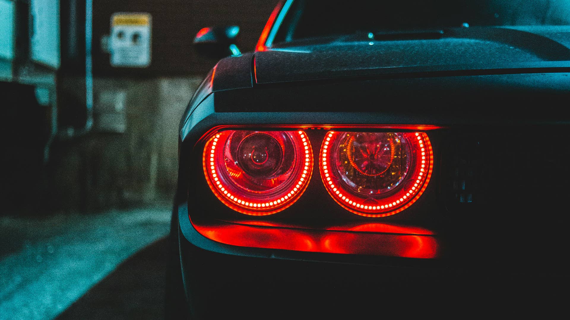 1920x1080 Study Shows How Front Facing Brake Lights Can Save Lives