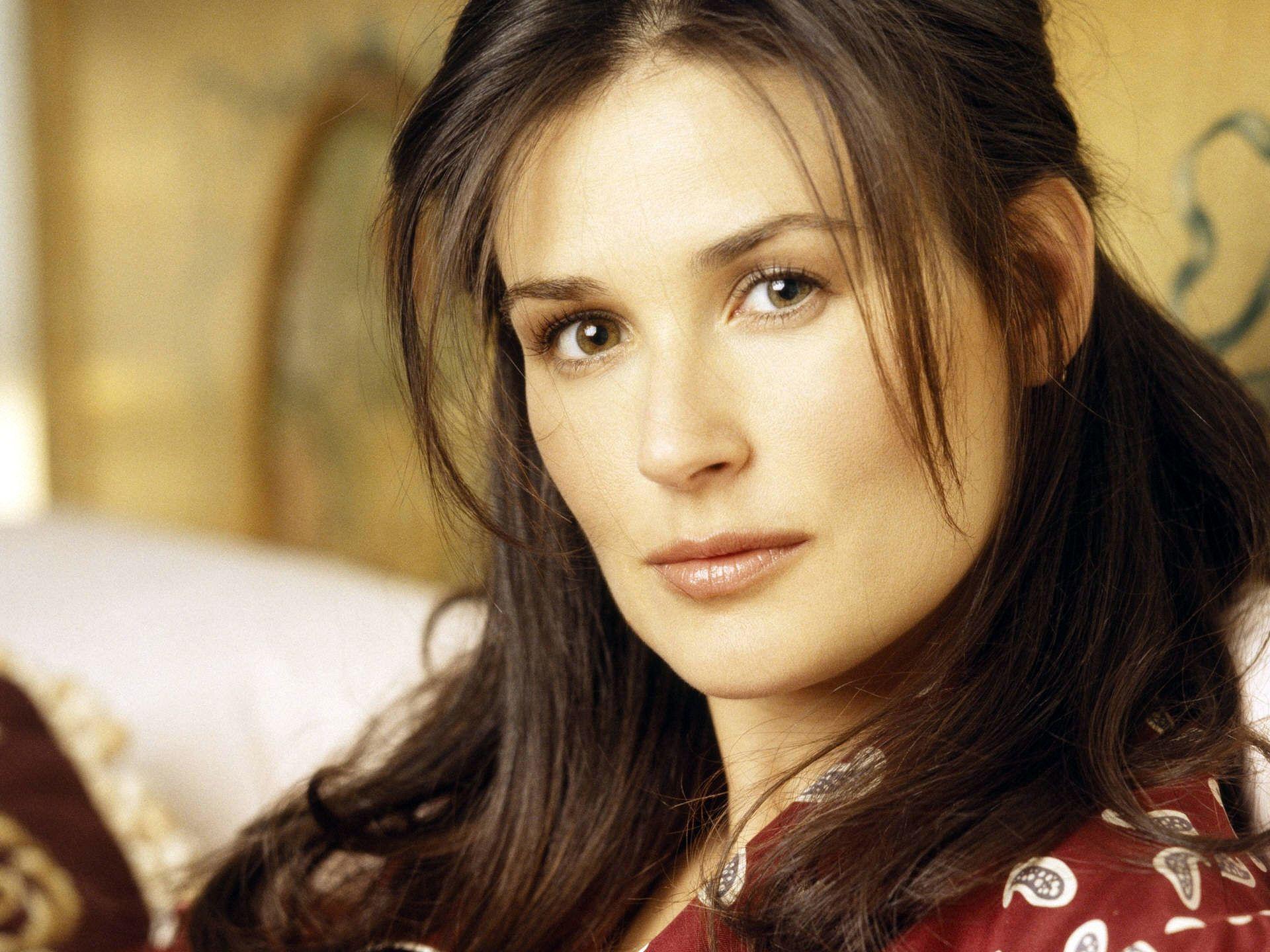 1920x1440 Demi Moore Wallpaperx1440