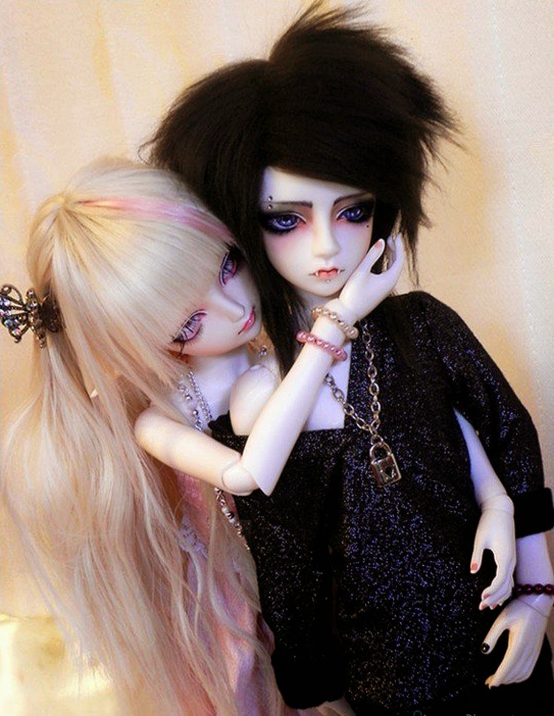 1086x1404 FREE ALL HD WALLPAPERS DOWNLOAD: pretty Barbie Doll Couple Wallpaper Free Download
