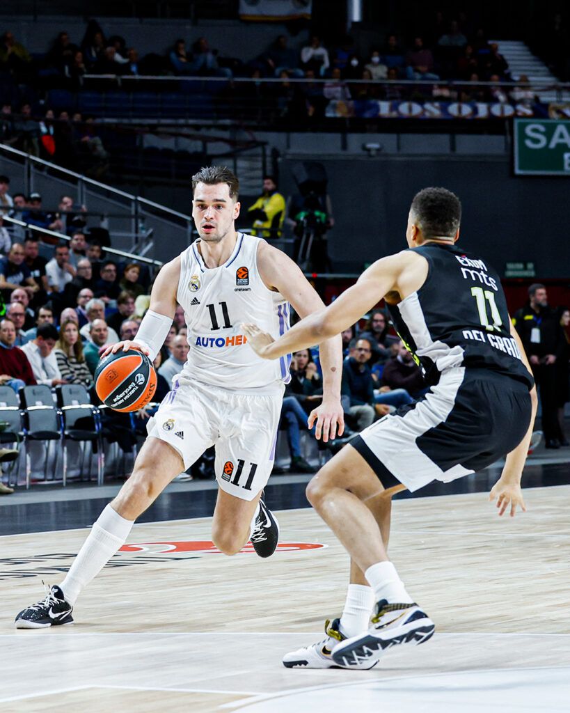 819x1024 Vincent Poirier and Mario Hezonja lead Real Madrid to an easy win