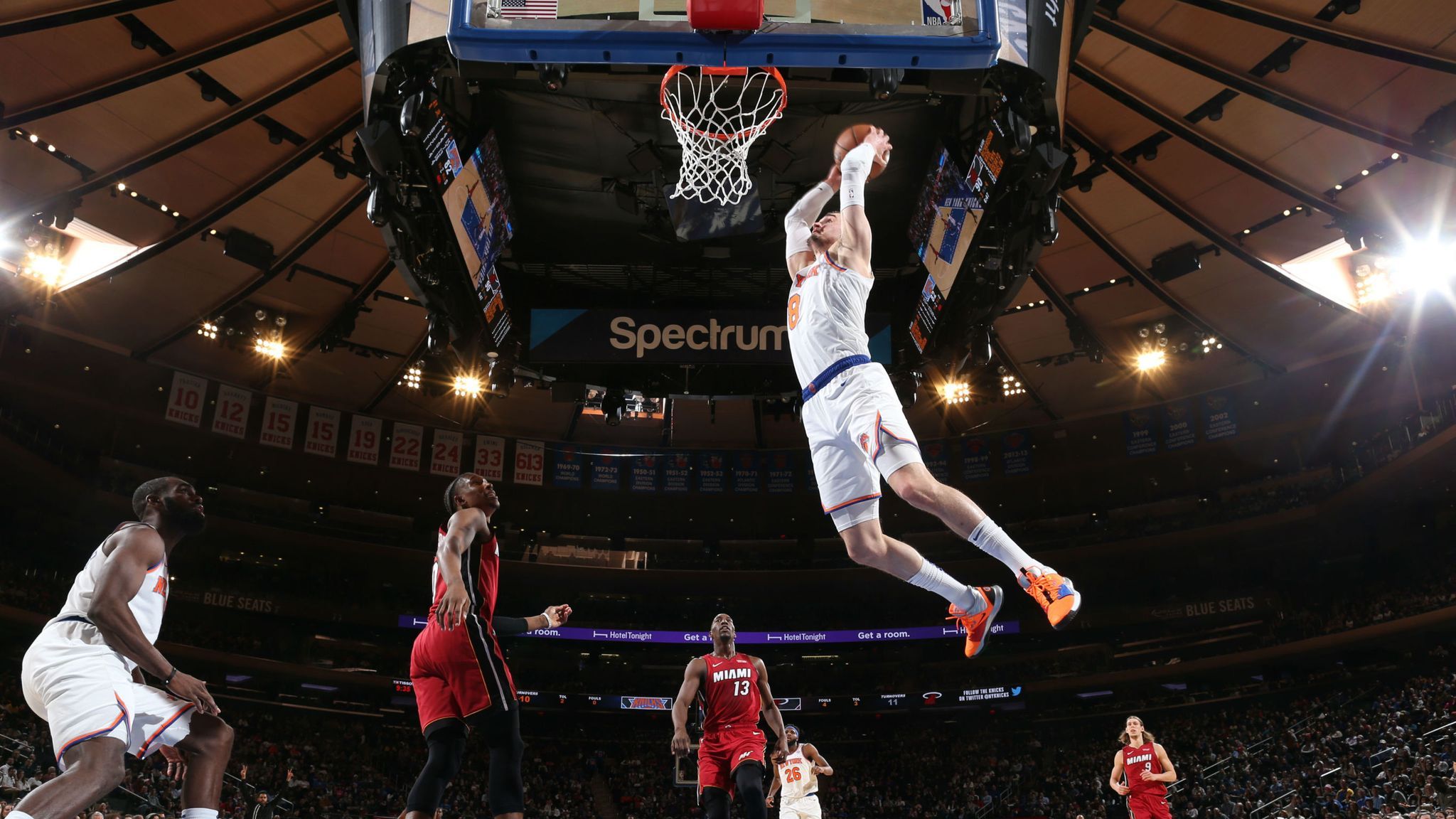 2048x1152 Mario Hezonja's hammers home a monster dunk in the New York Knicks's loss to the Cleveland Cavaliers