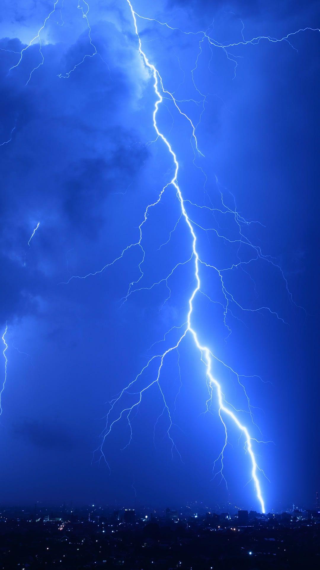 1080x1920 Cool Lightning Strikes iPhone 8 Wallpaper Free Download