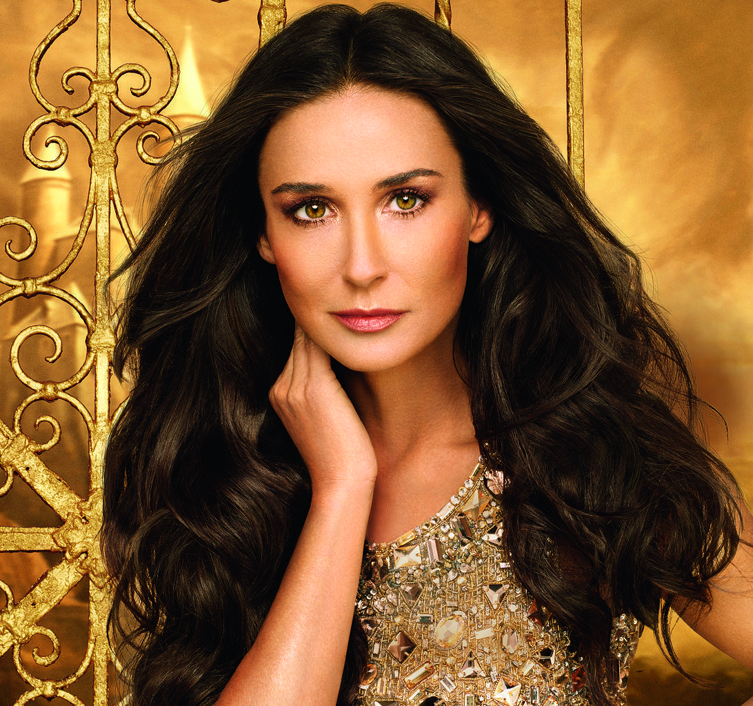 1092x1024 Dead Man Found In Demi Moore's Pool