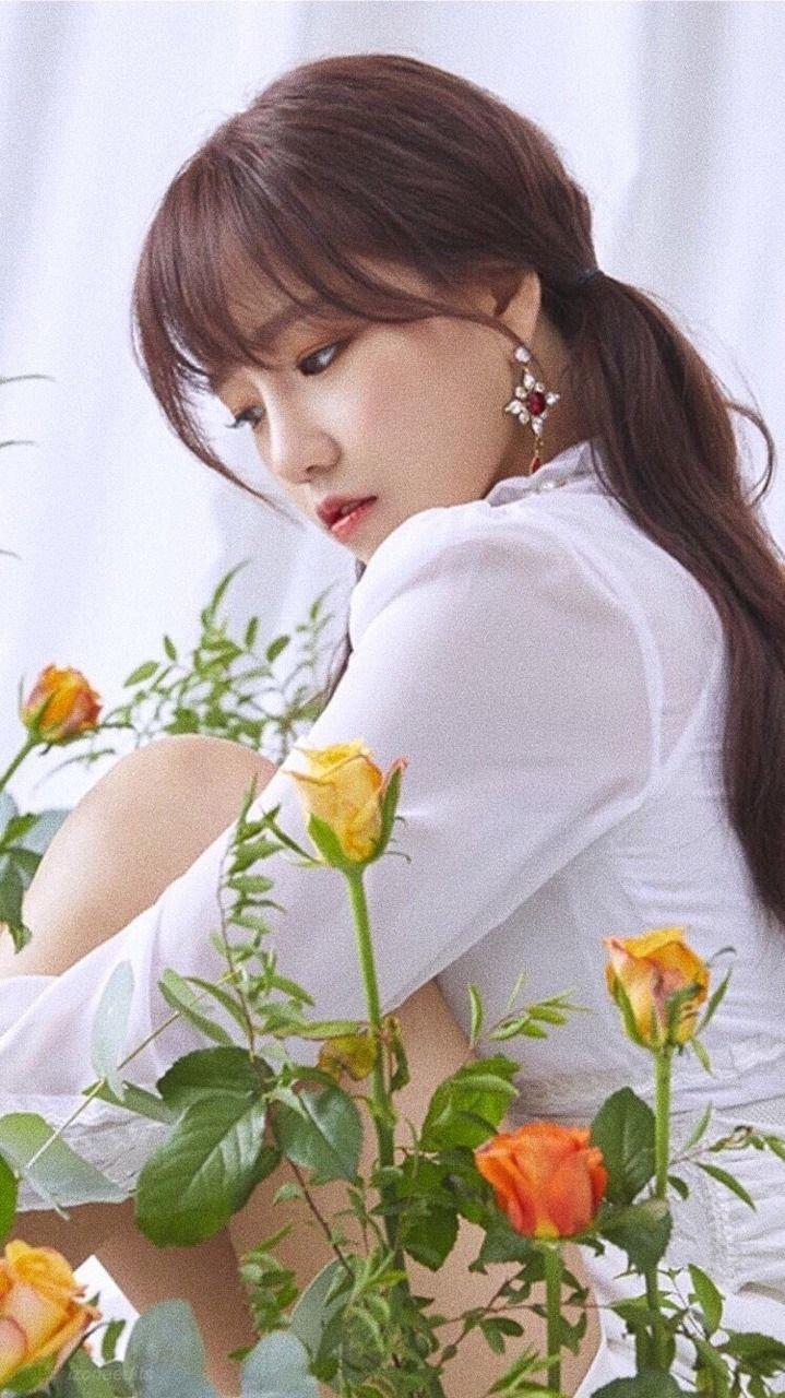 719x1280 IZ*ONE EDITS