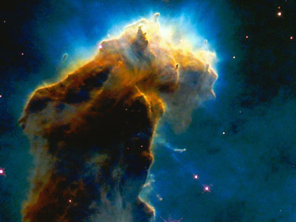 1024x768 Dragon head cloud in space. Space. Hubble space