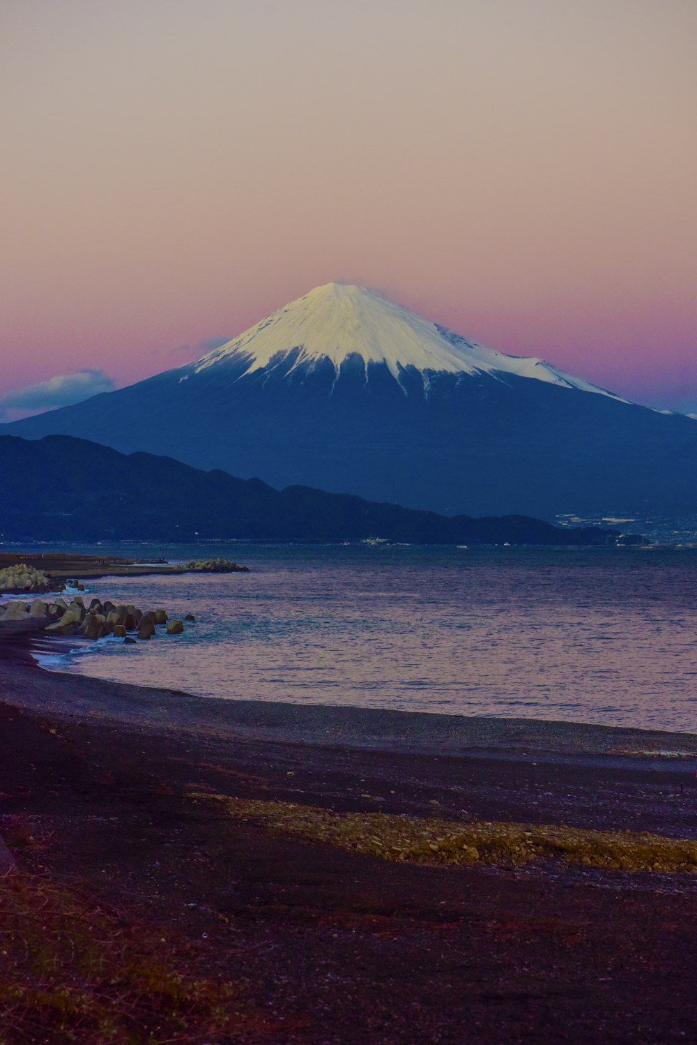 1000x1498 Japan Beach Wallpaper