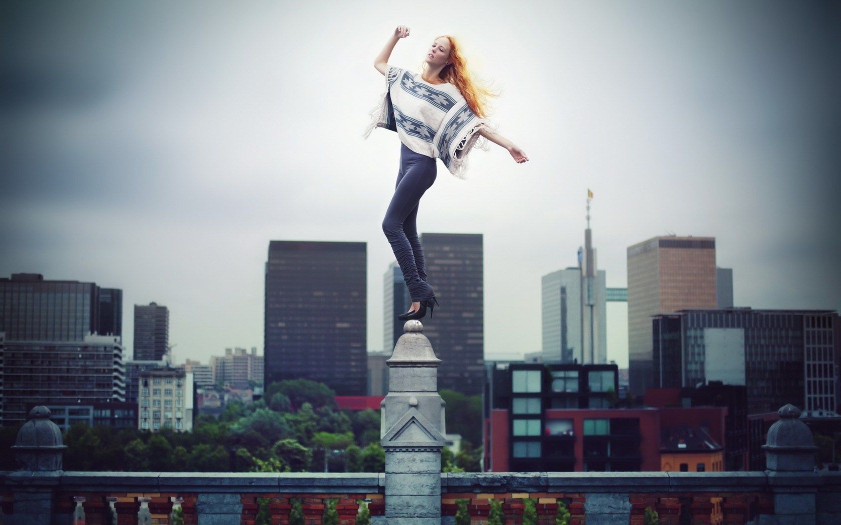 1680x1050 City Girl 4K UHD Wallpaper for UltraHD Desktop and TV : Smartphone and Tablet Devices