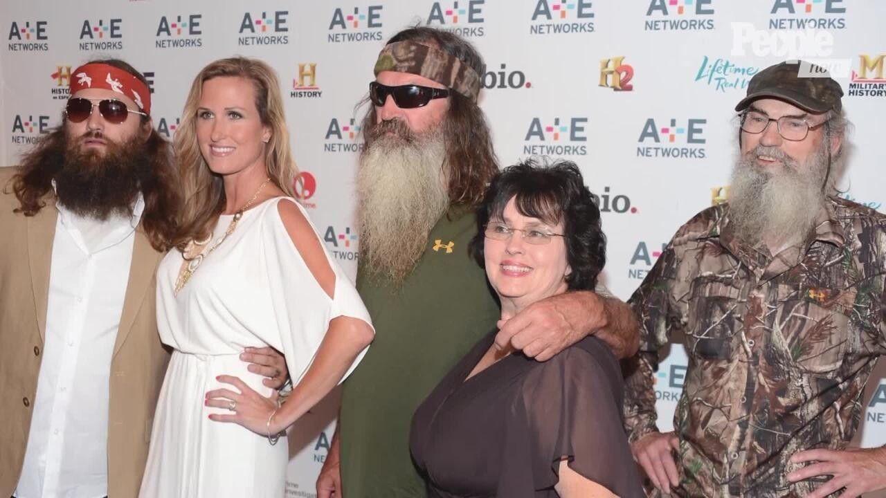 1280x720 Duck Dynasty's Phil Robertson Has an Affair and Has Adult Daughter