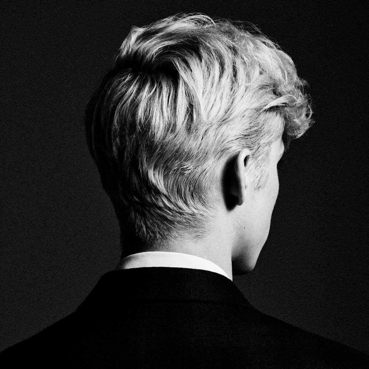 1200x1200 Review: Troye Sivan, Bloom