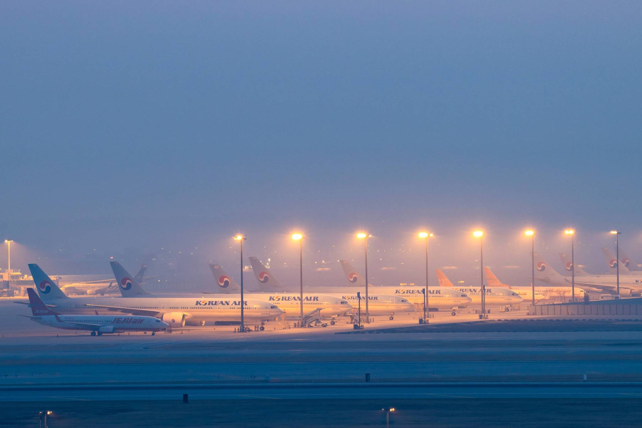 2048x1366 In picture: Grounded aircraft around the world