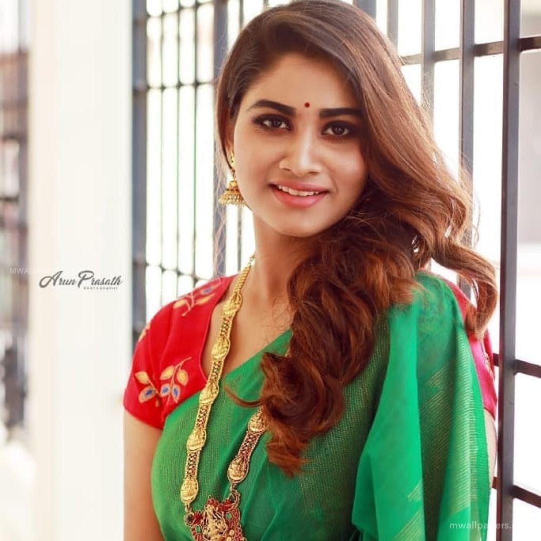 1080x1080 Shivani Narayanan HD Wallpaper (Desktop Background / Android / iPhone) (1080p, 4k) (1080x1080) (2020)
