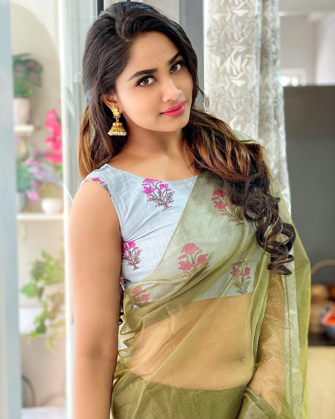 1080x1350 Shivani Narayanan Photo [HD]: Latest Image, Picture, Stills of Shivani Narayanan