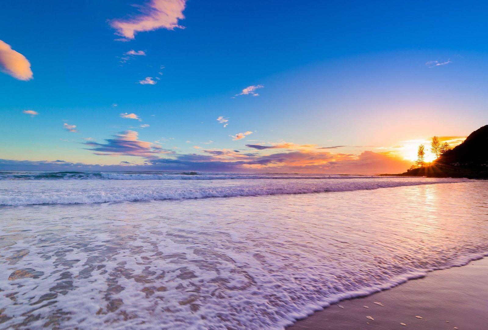 1600x1080 Odette Baudouin wallpaper: Sunset Beach Sea Sky Wallpaper