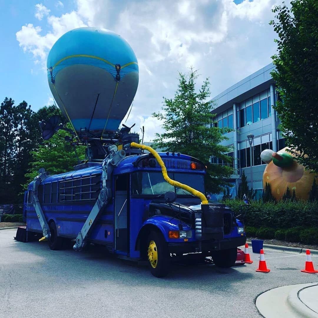 1080x1080 BATTLEBUS AT EPIC.LOOKS COOOOOL #art #gamers #gaming #fortnite #custom #funnymemes #funnyvideos #cosplay #playstation #xbox #pc #memesdaily #instagaming. フォートナイト