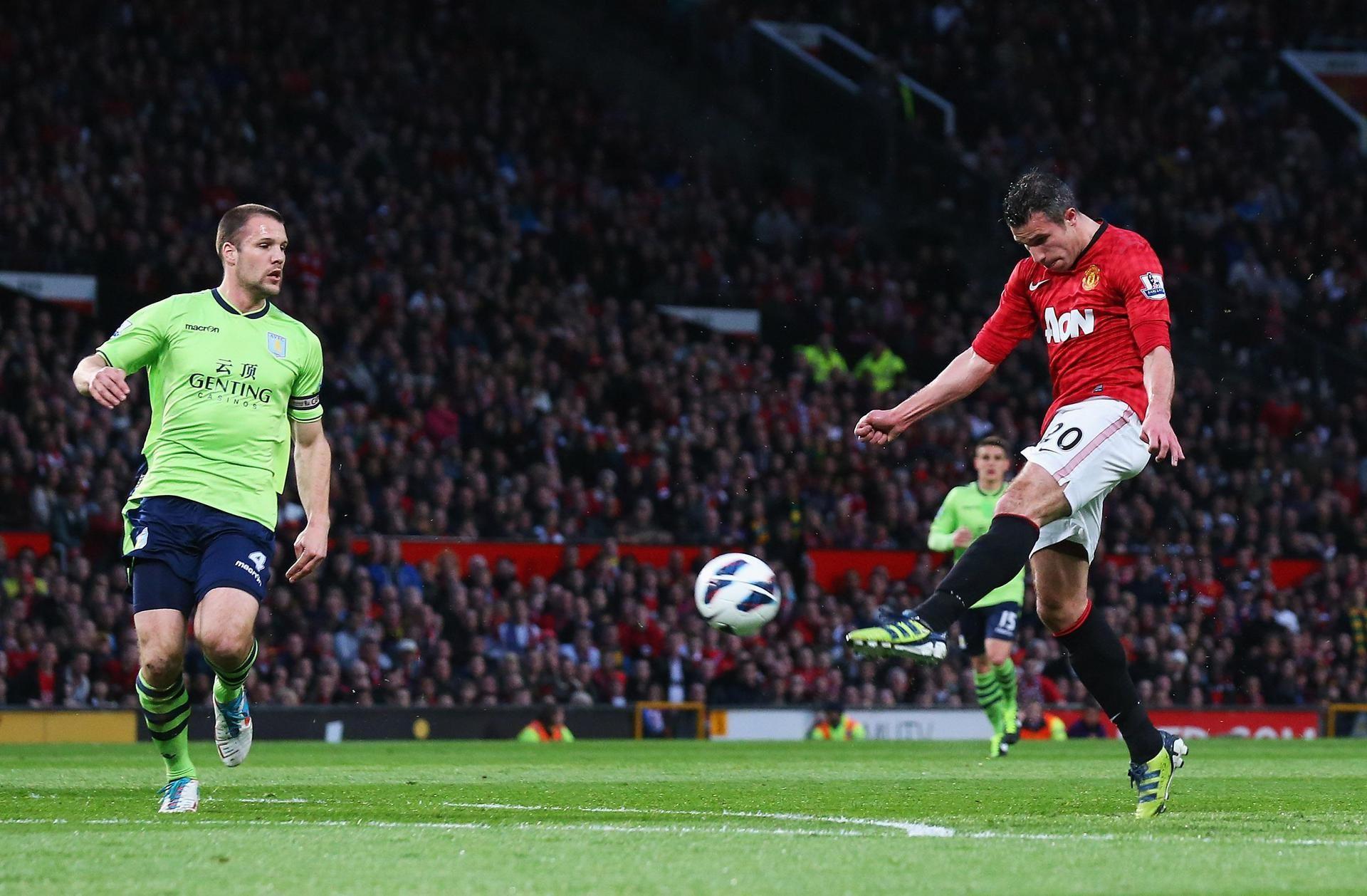 1920x1258 Gallery - of Robin van Persie from the 201213 season