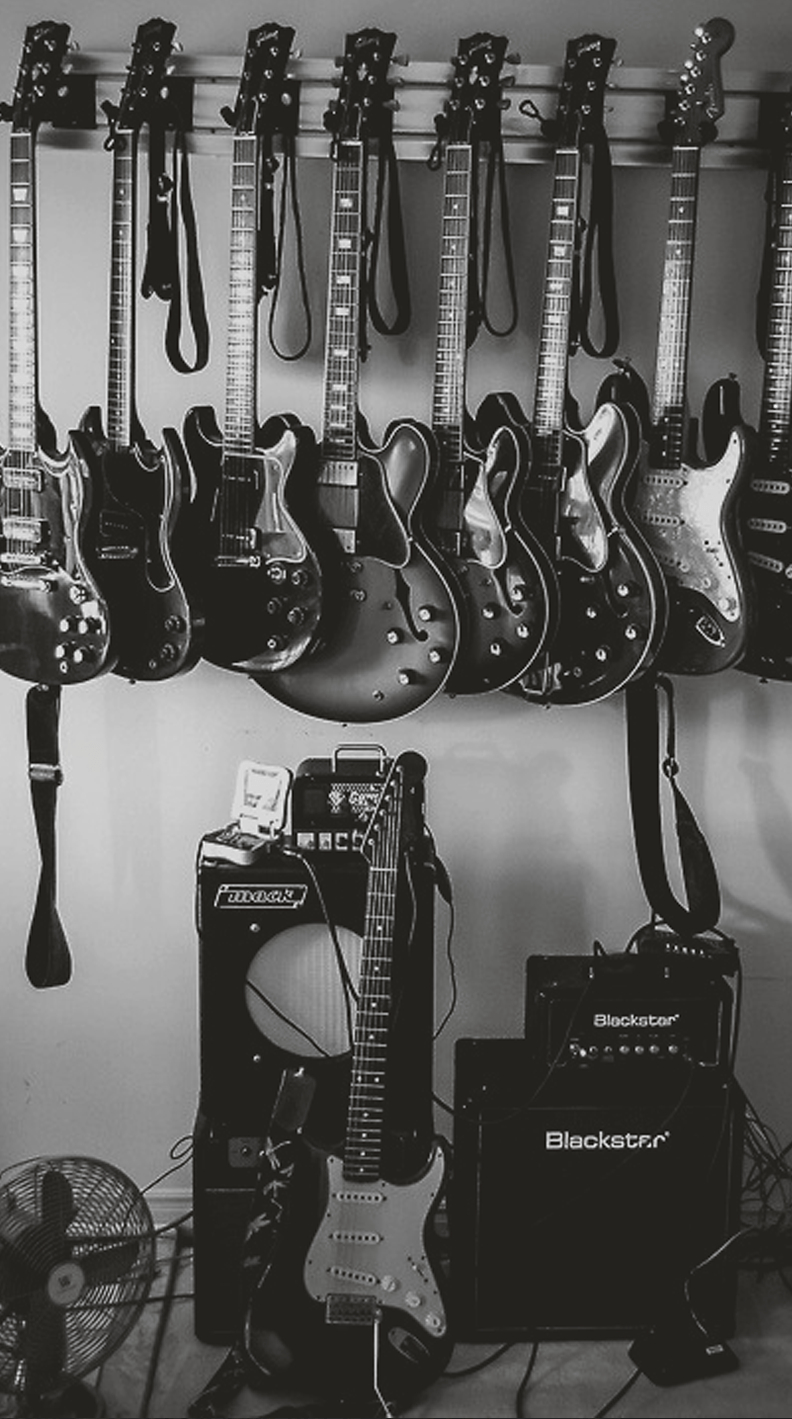 792x1419 Aesthetic Guitar Wallpaper