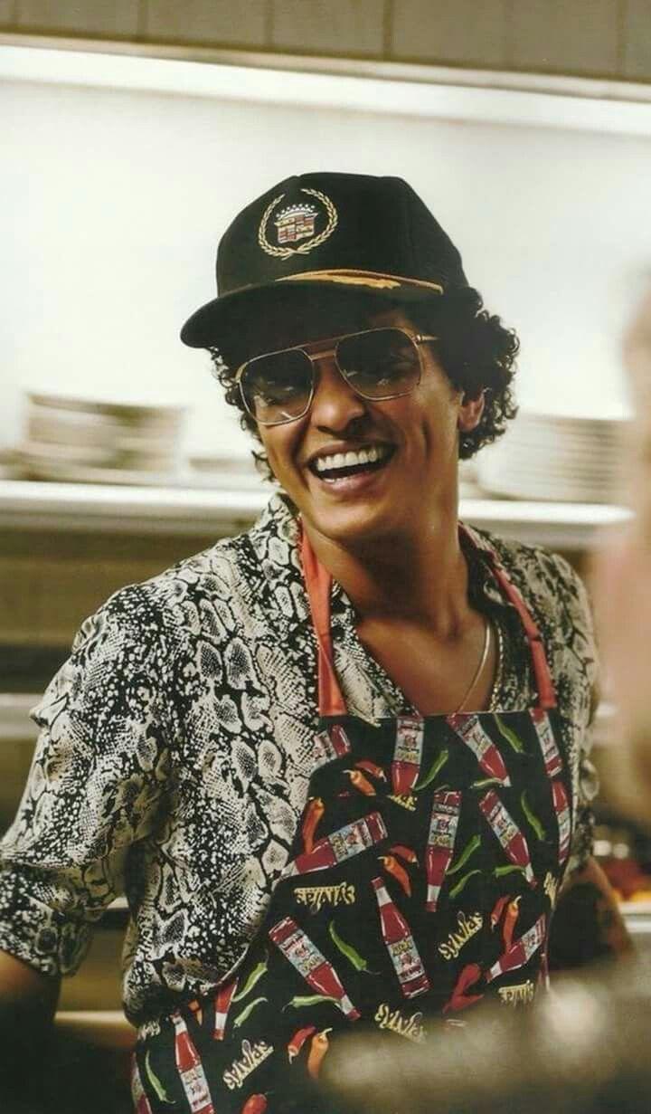 720x1231 Bruno