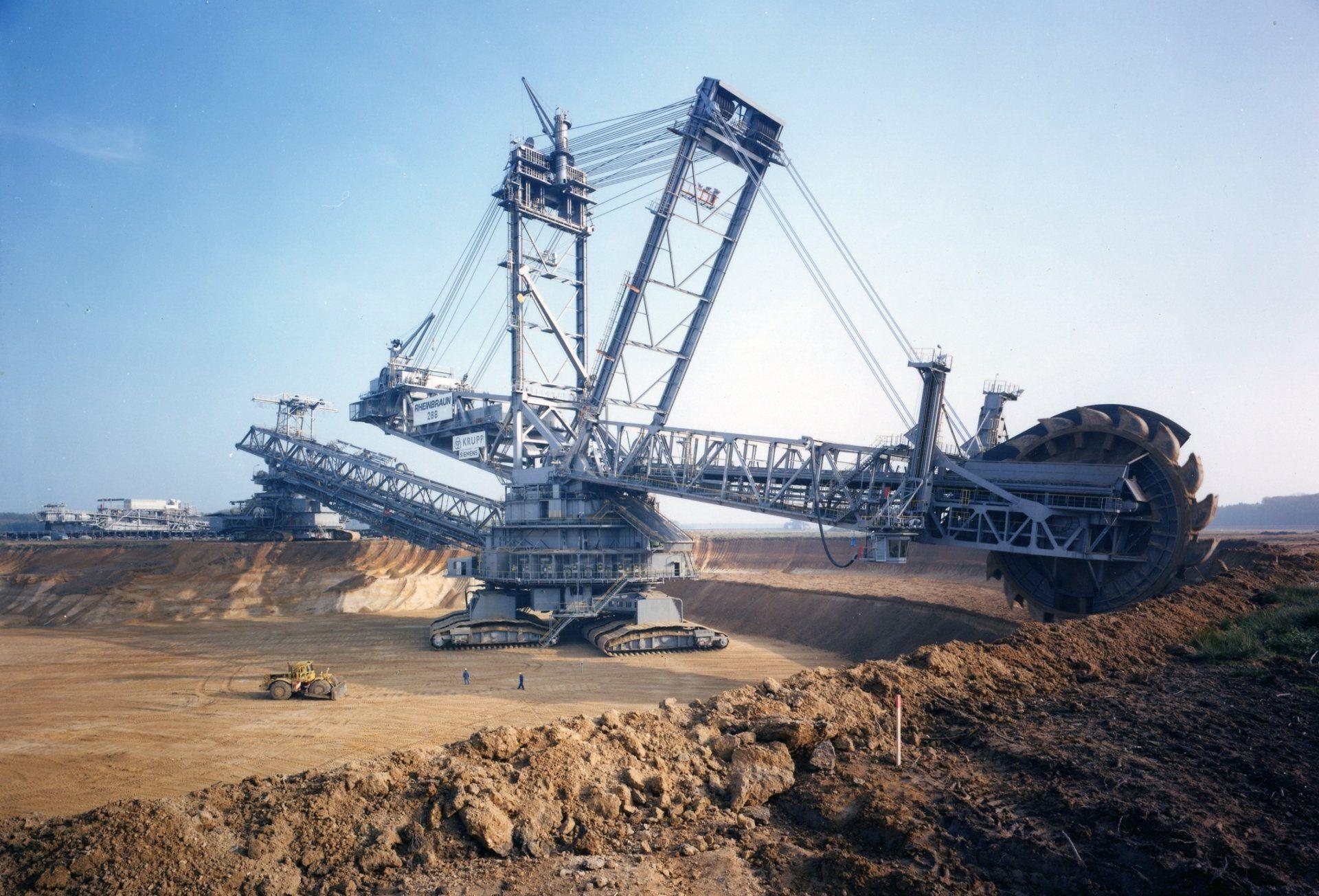 1920x1304 Bagger 288 HD Wallpaper and Background Image