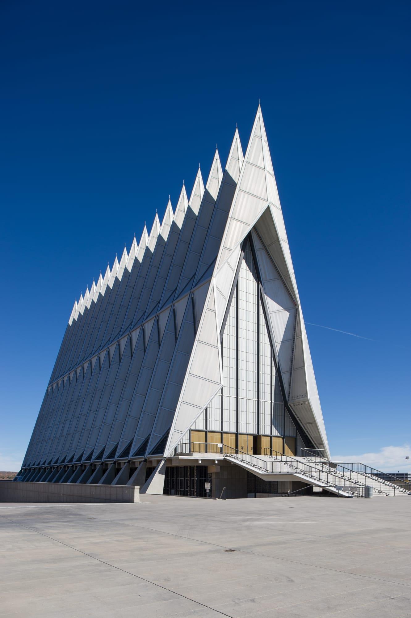 1331x2000 SOM Skidmore, Owings & Merrill, Xavier de Jauréguiberry · Us Air Force Academy Cadet Chapel · Divisare