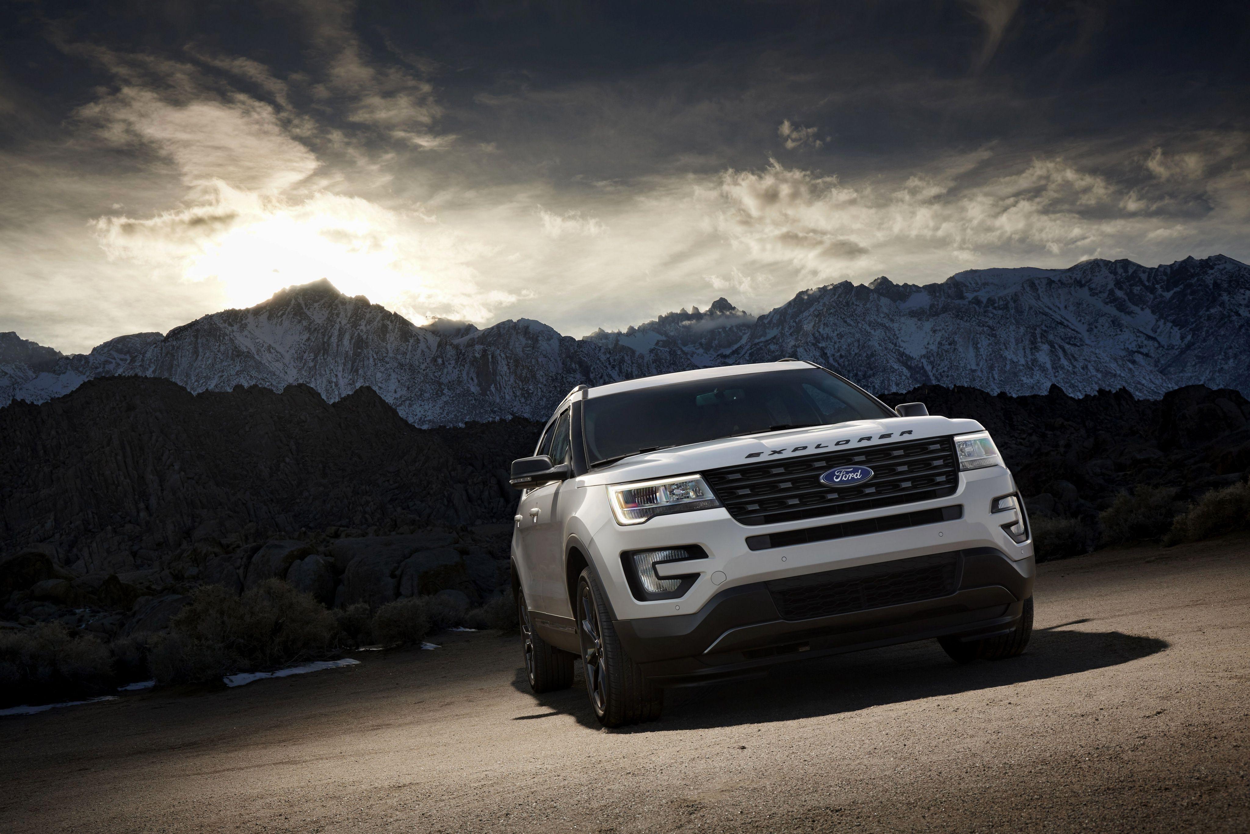 Ford Explorer Wallpapers Top Free Ford Explorer Backgrounds Wallpaperaccess