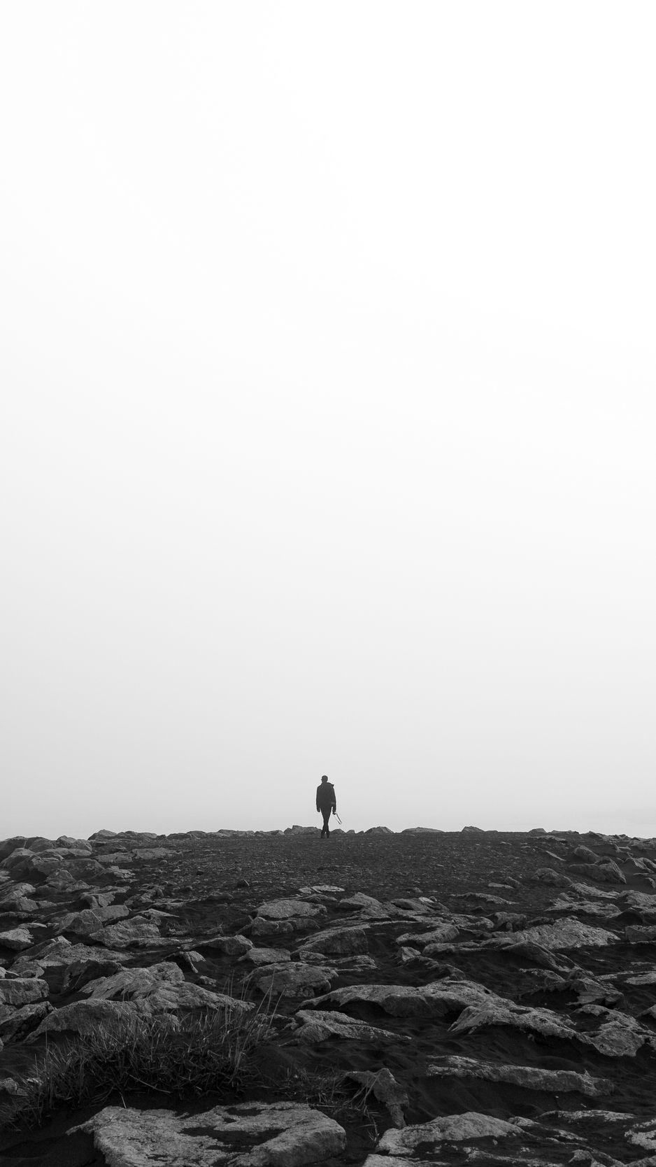 938x1668 Download Wallpaper 938x1668 Alone, Bw, Rocks, Solitude, Horizon Iphone 8 7 6s 6 For Parallax HD Background