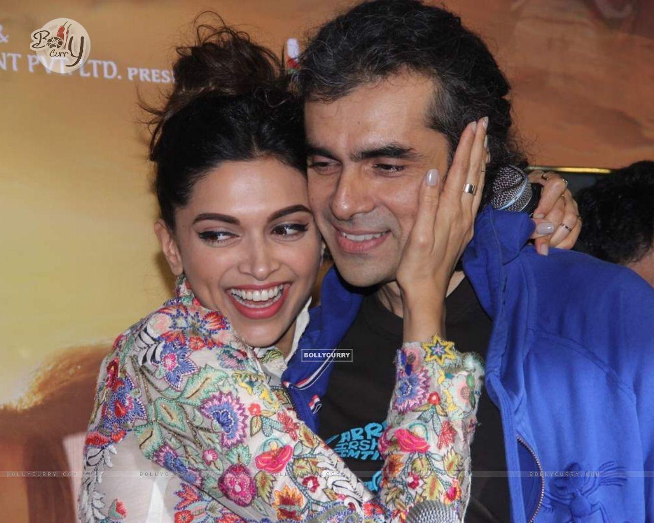 1280x1024 Wallpaper Padukone and Imtiaz Ali at Music Launch of Tamasha size:1280x1024