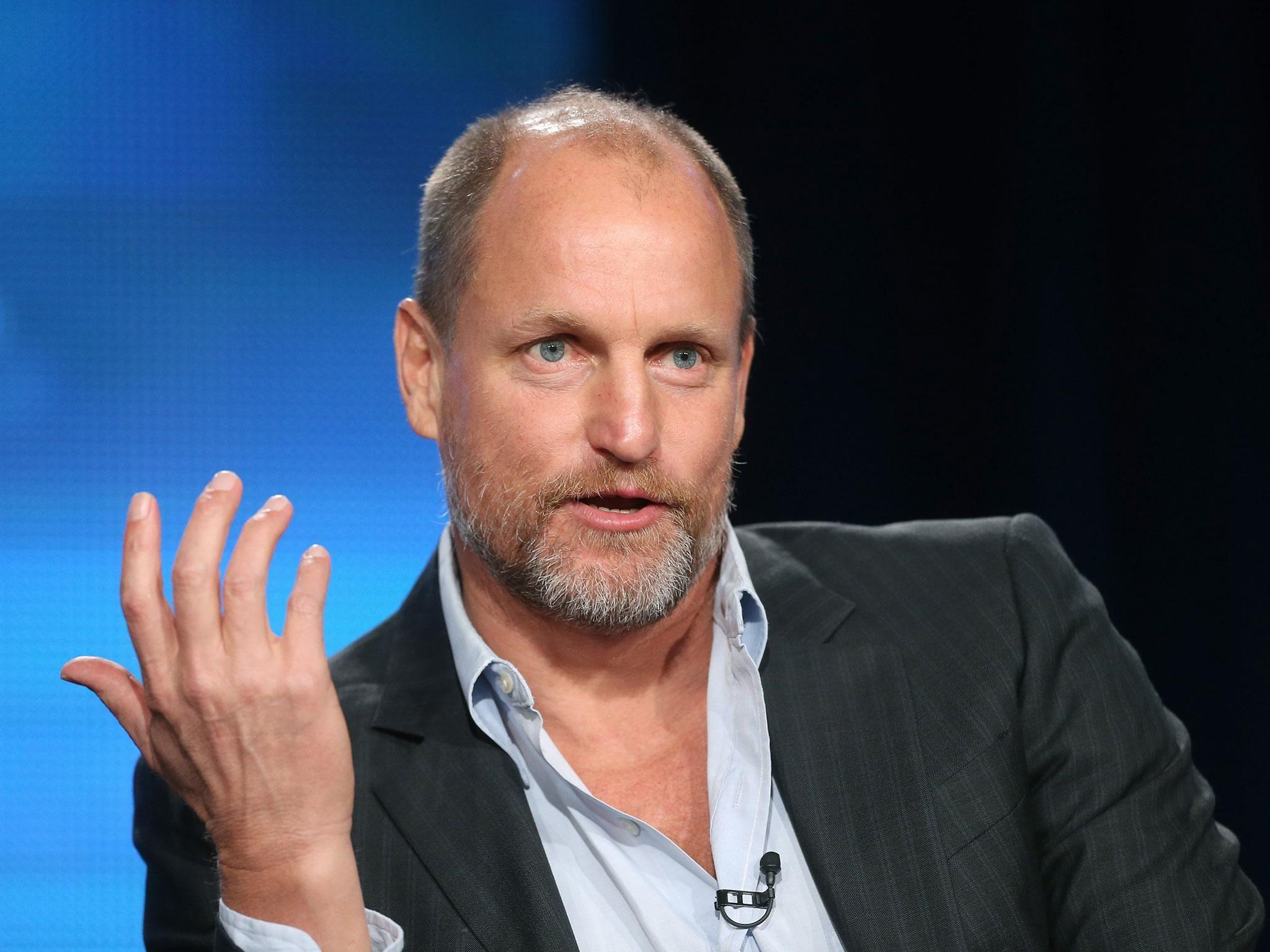 2048x1536 Woody Harrelson says he had to 'fire up a joint' to get through dinner with Donald Trump