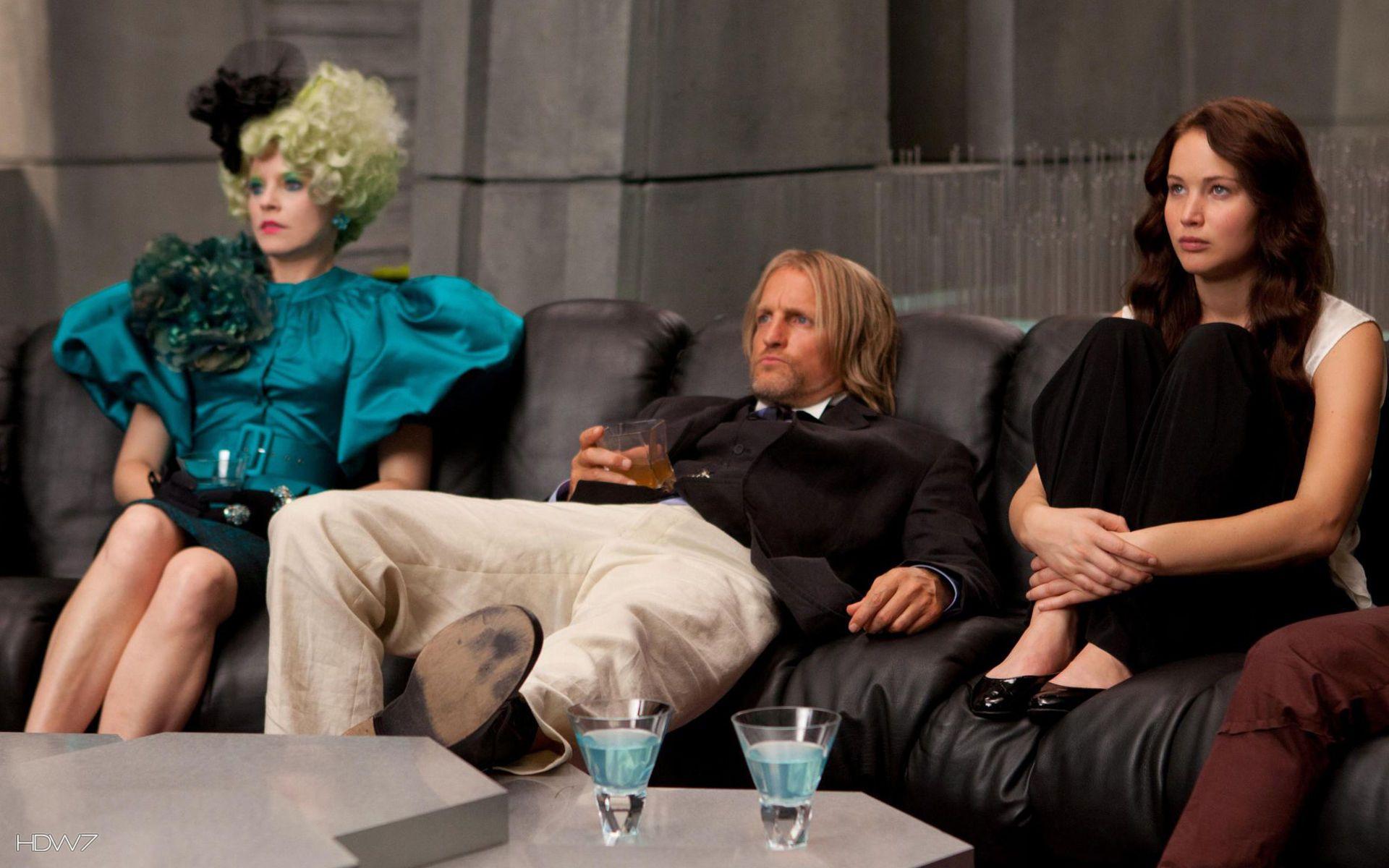 1920x1200 woody harrelson the hunger games. HD wallpaper gallery