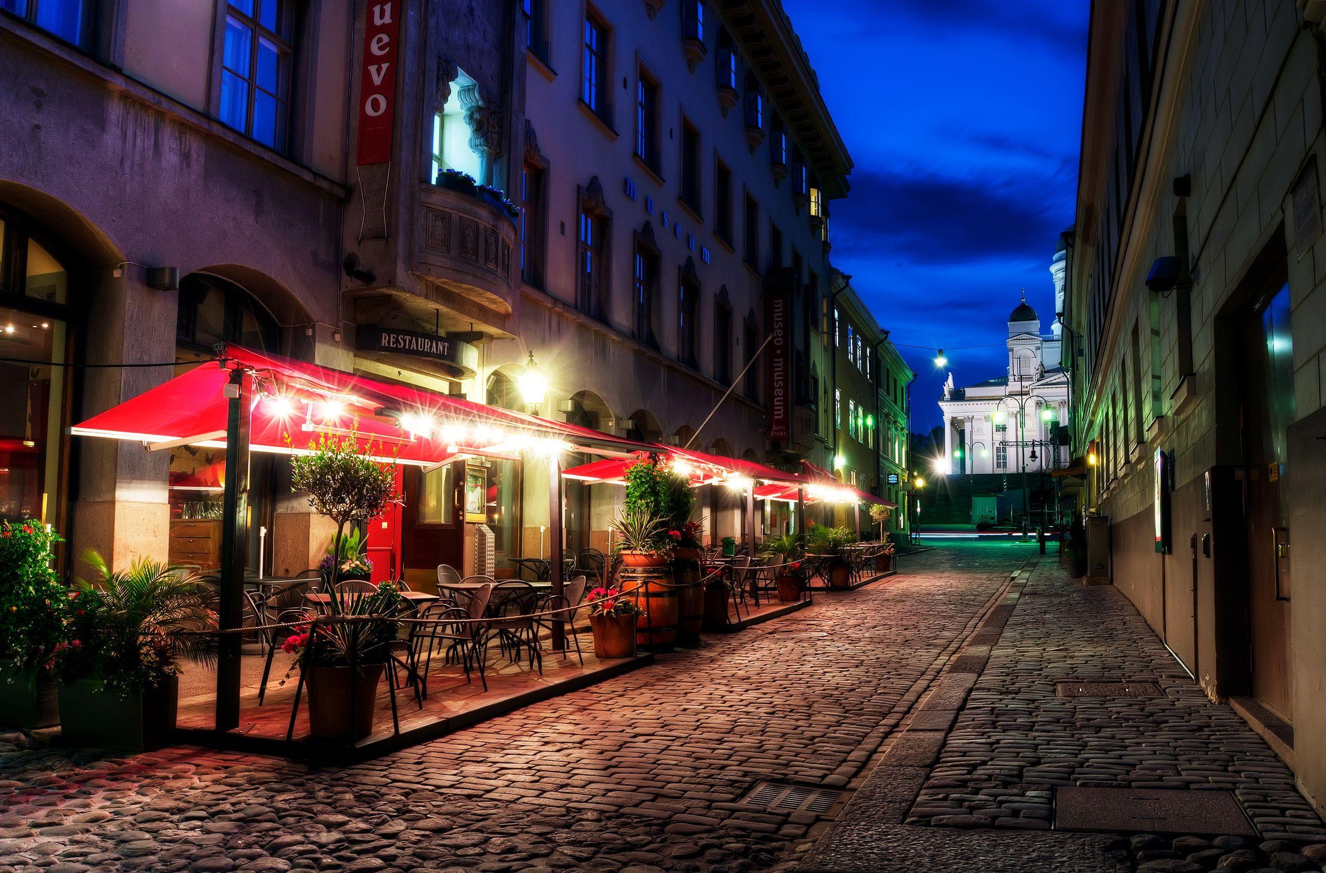 2595x1710 Finland, night, lights, helsinki wallpaper desktop background