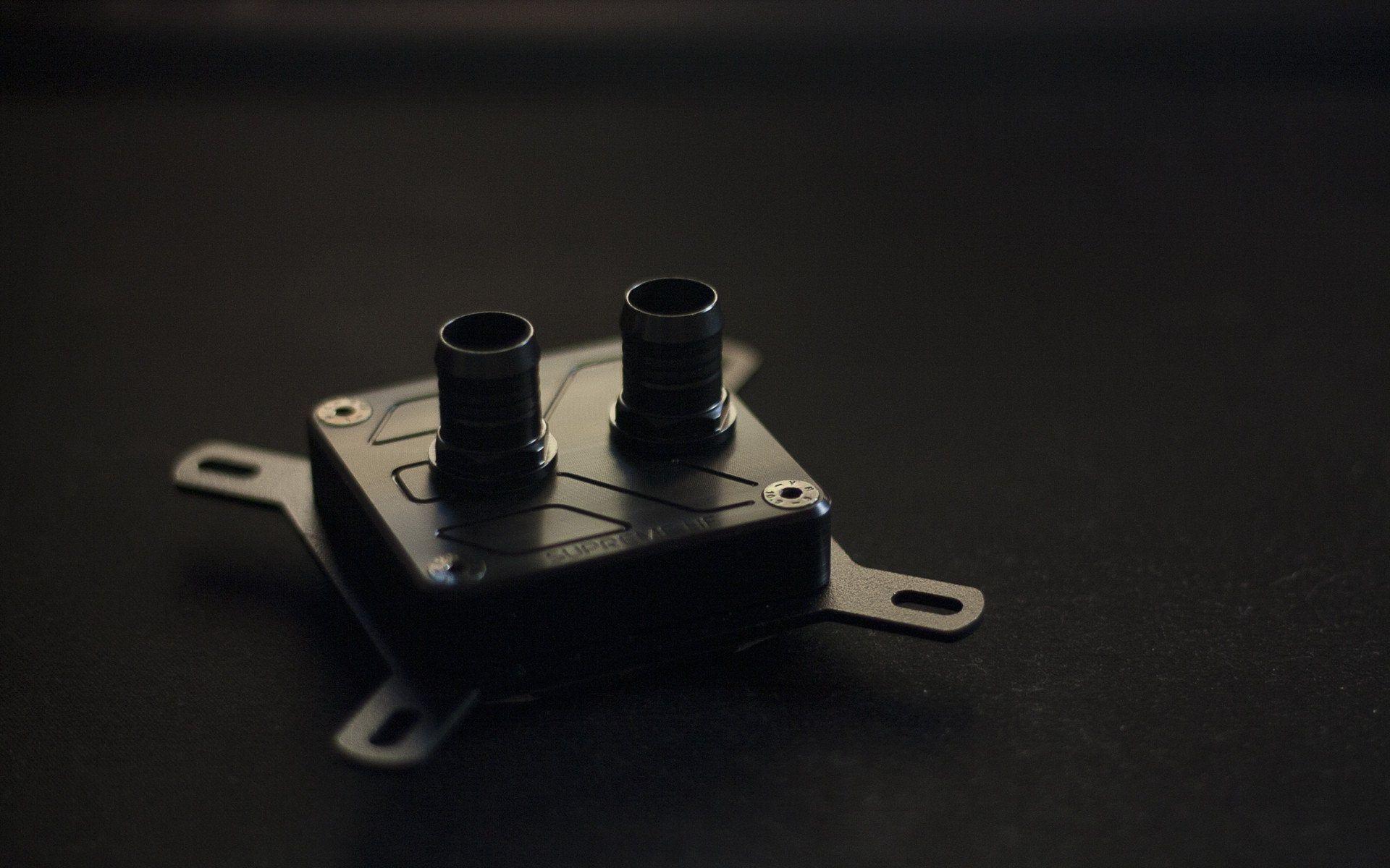 1920x1200 Watercooling CPU block [1920x1080]