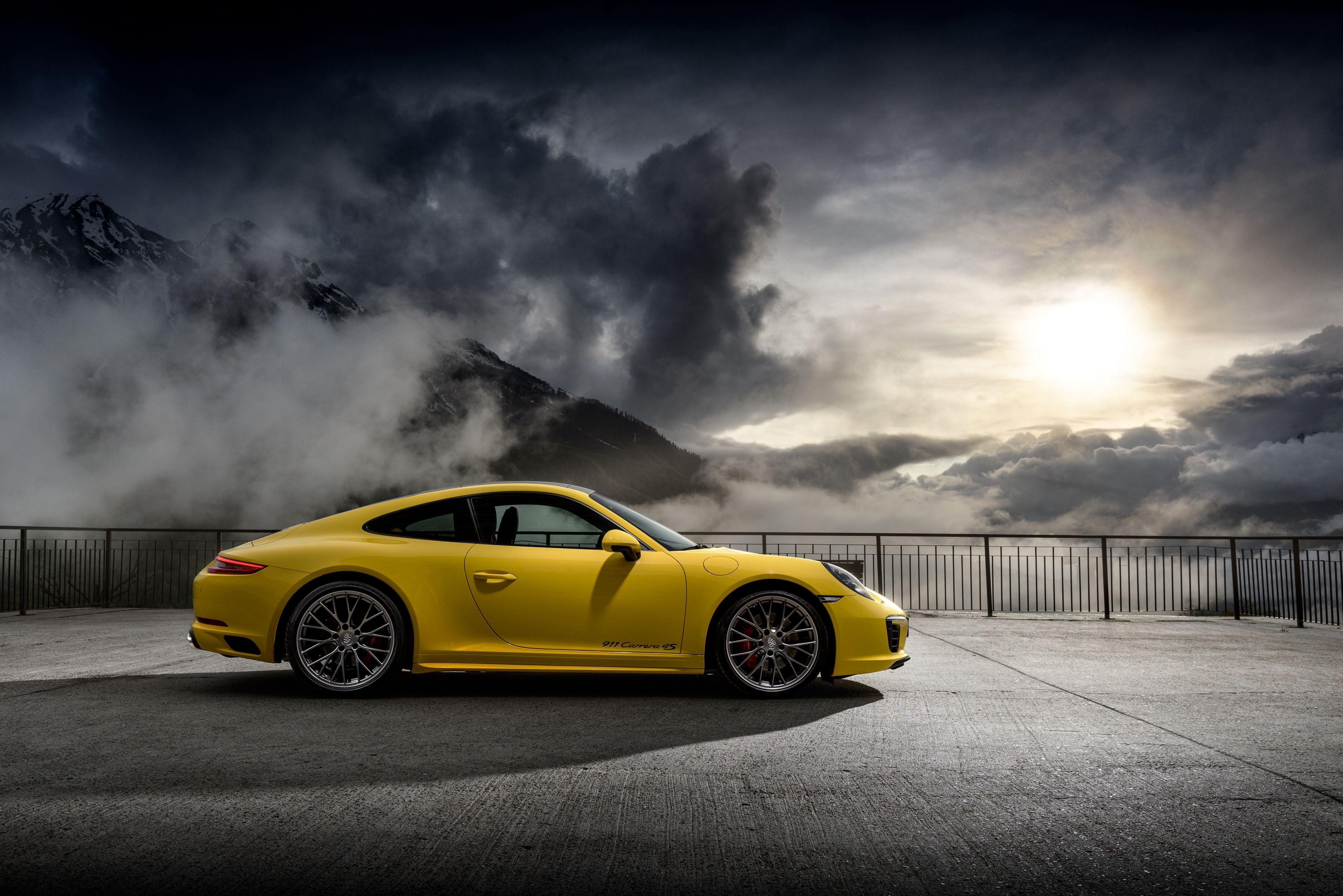 4096x2734 Porsche Carrera Wallpaper
