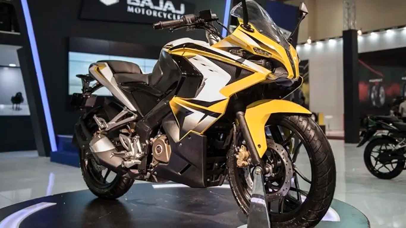 1366x768 Bajaj Pulsar RS200 Dual Channel ABS Launched In India