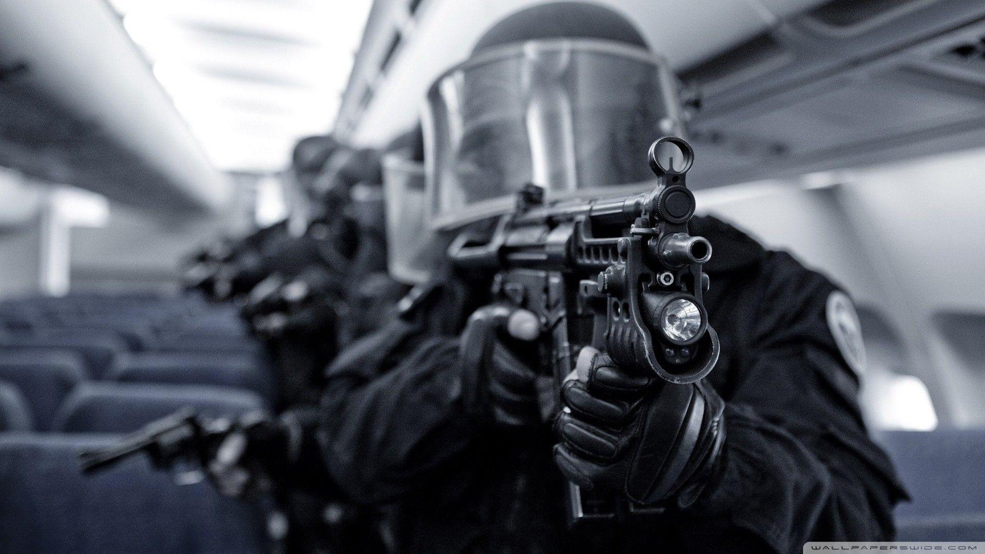 1920x1080 Swat Team Wallpaper