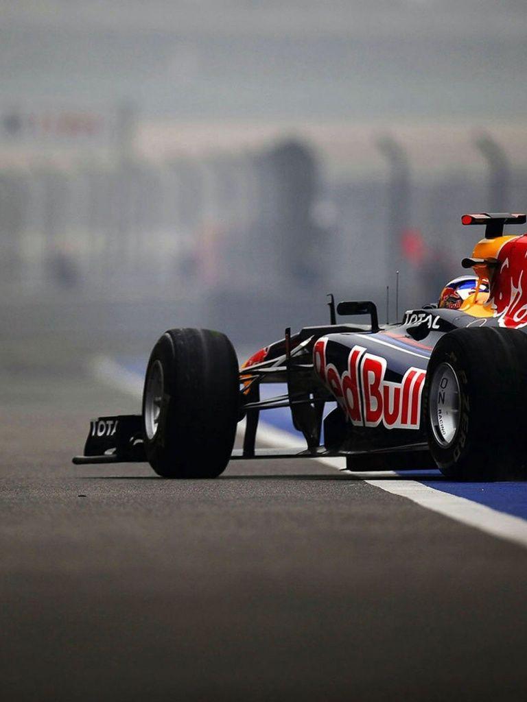 768x1024 Infinity Red Bull Formula 1 Car iPad mini wallpaper