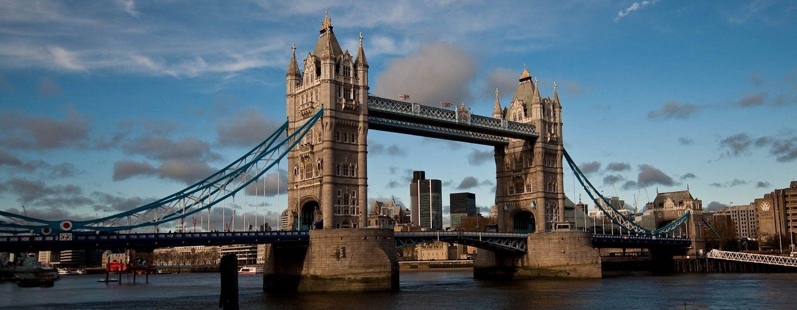 1600x622 optical illusion wallpaper: Tower Bridge