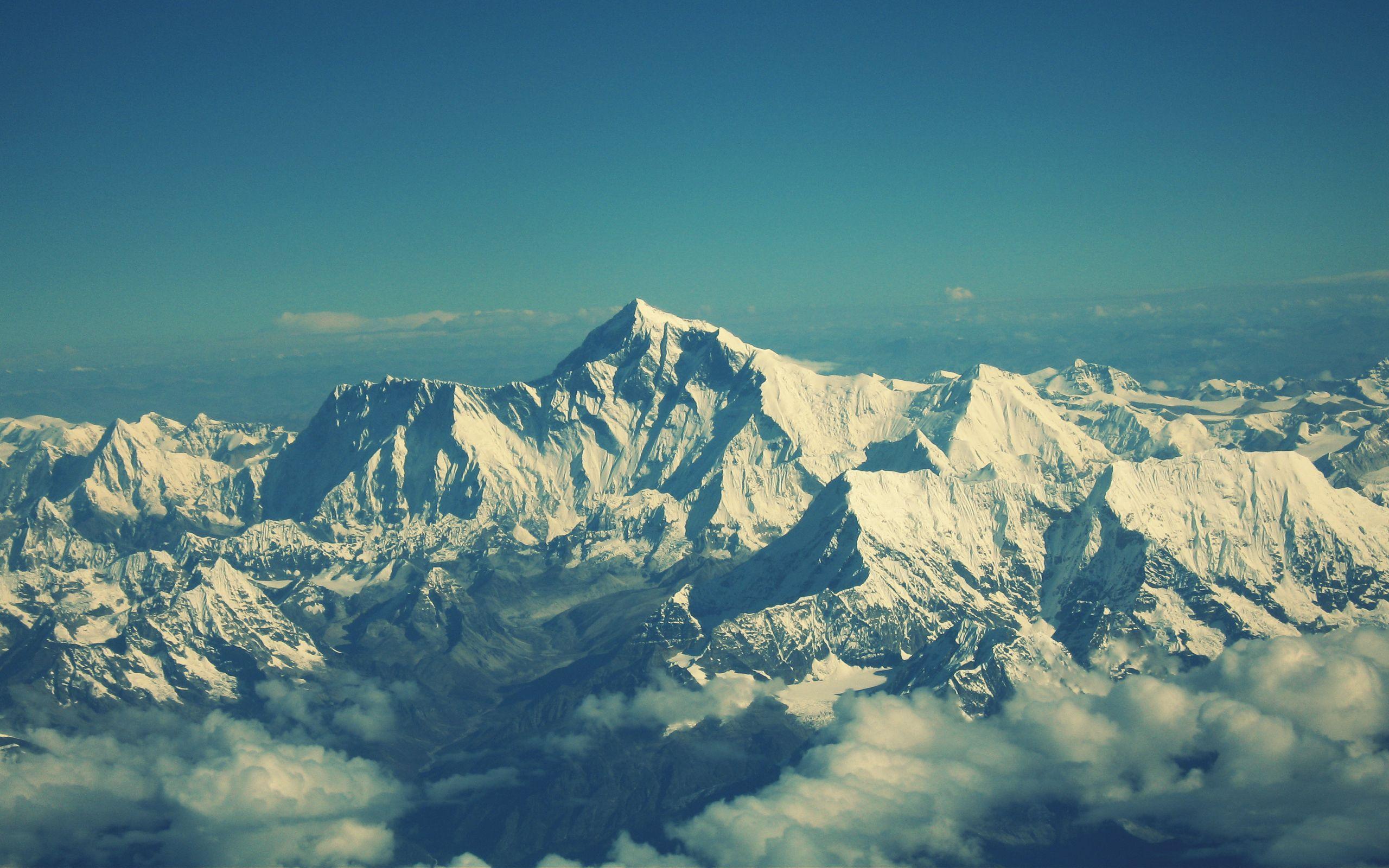 Everest Mountain Wallpapers Top Free Everest Mountain Backgrounds Wallpaperaccess