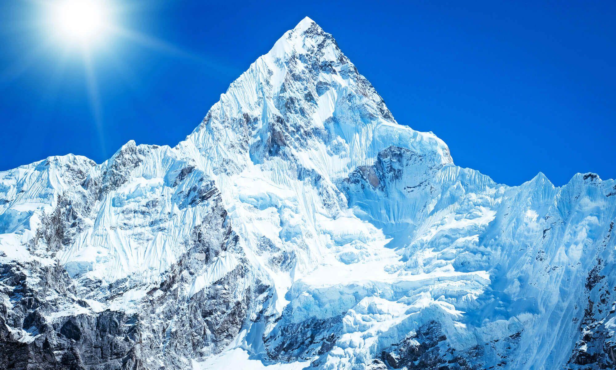 Everest Mountain Wallpapers Top Free Everest Mountain Backgrounds Wallpaperaccess