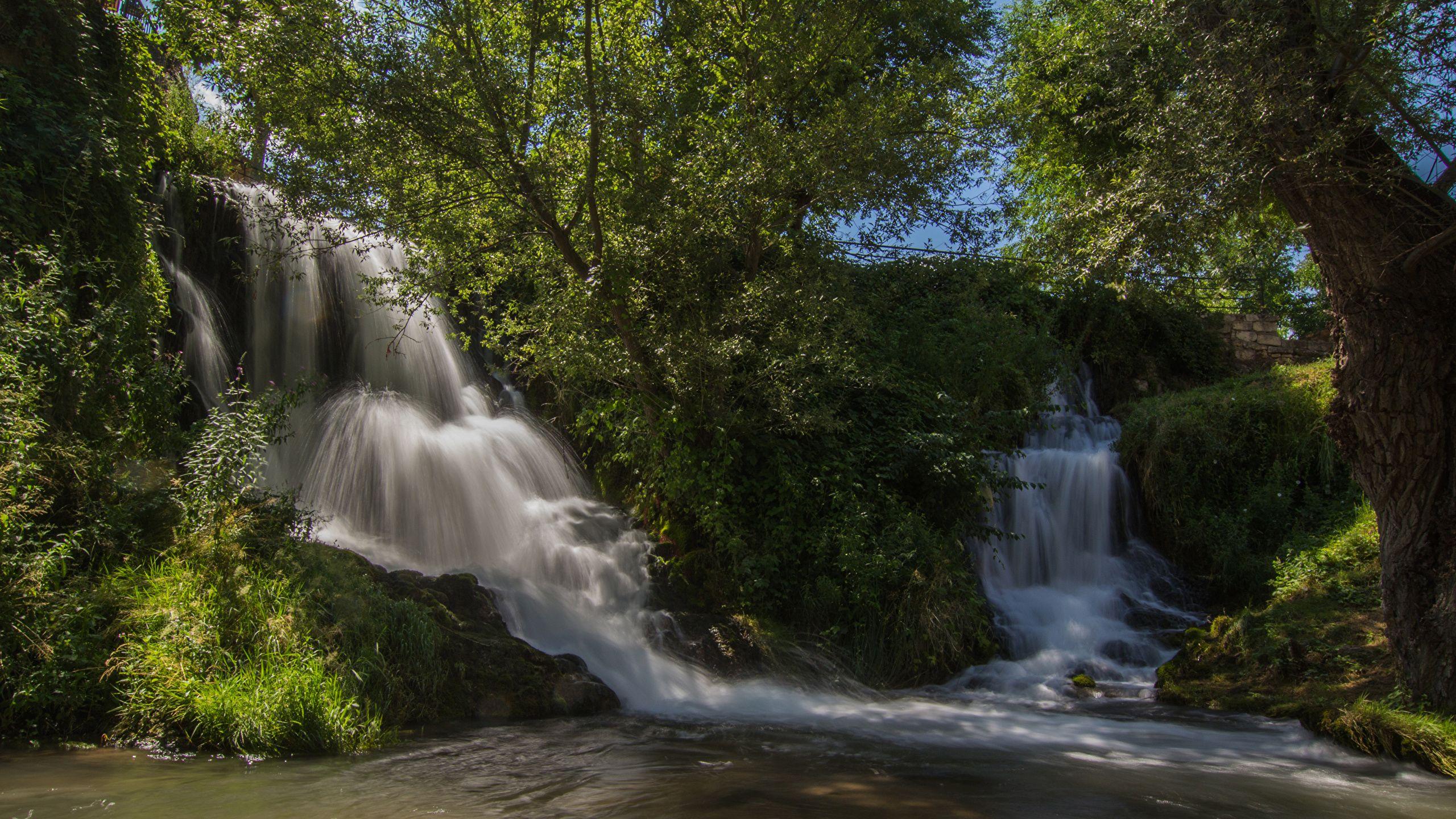 2560x1440 Image Spain Trillo Guadalajara Nature Waterfalls 2560x1440