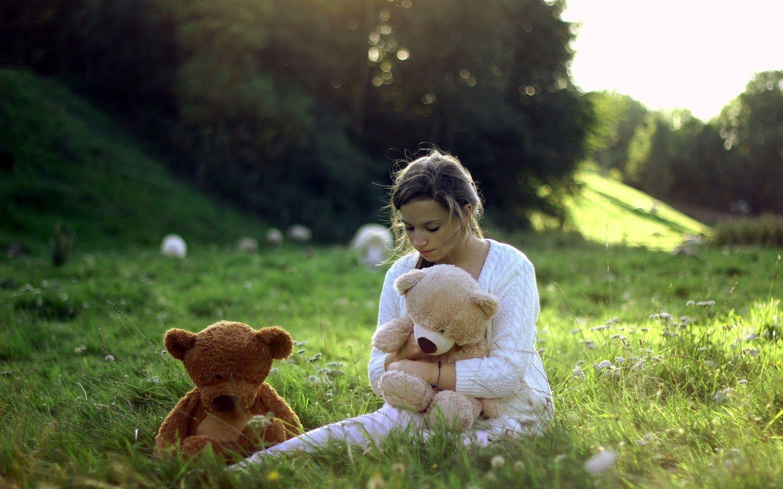 1600x1000 Cute girl heart broken and upset after love breakup image. Bear wallpaper, Teddy bear wallpaper, Teddy image