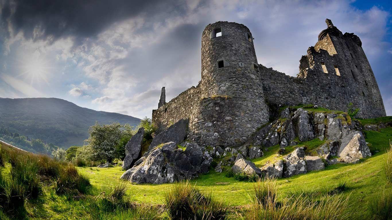 1366x768 Scotland Castles Wallpaper