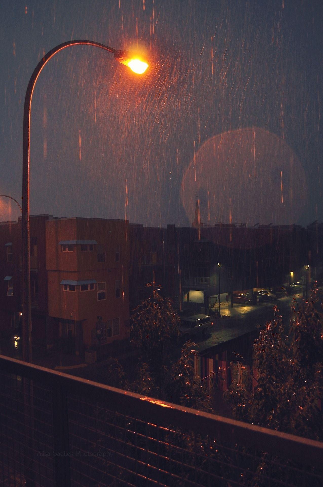 1275x1920 Aesthetic Rain Night Wallpaper