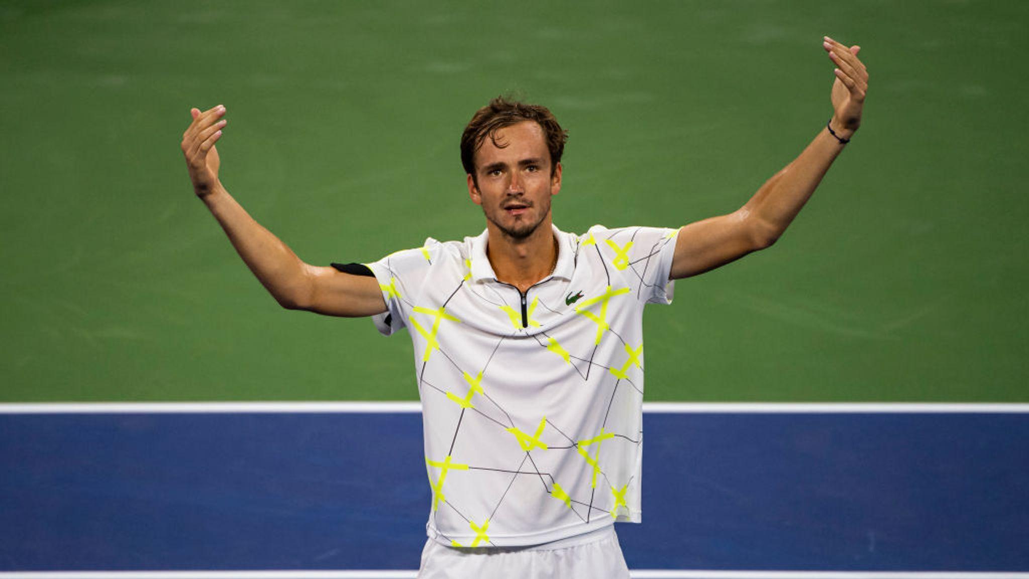 2048x1152 Daniil Medvedev Into US Open Quarter Finals Despite Booing Fans