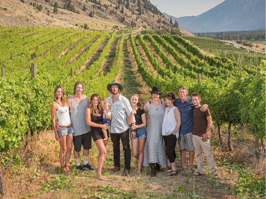 1024x768 B.C. wine of the week, wine to cellar and calendar items