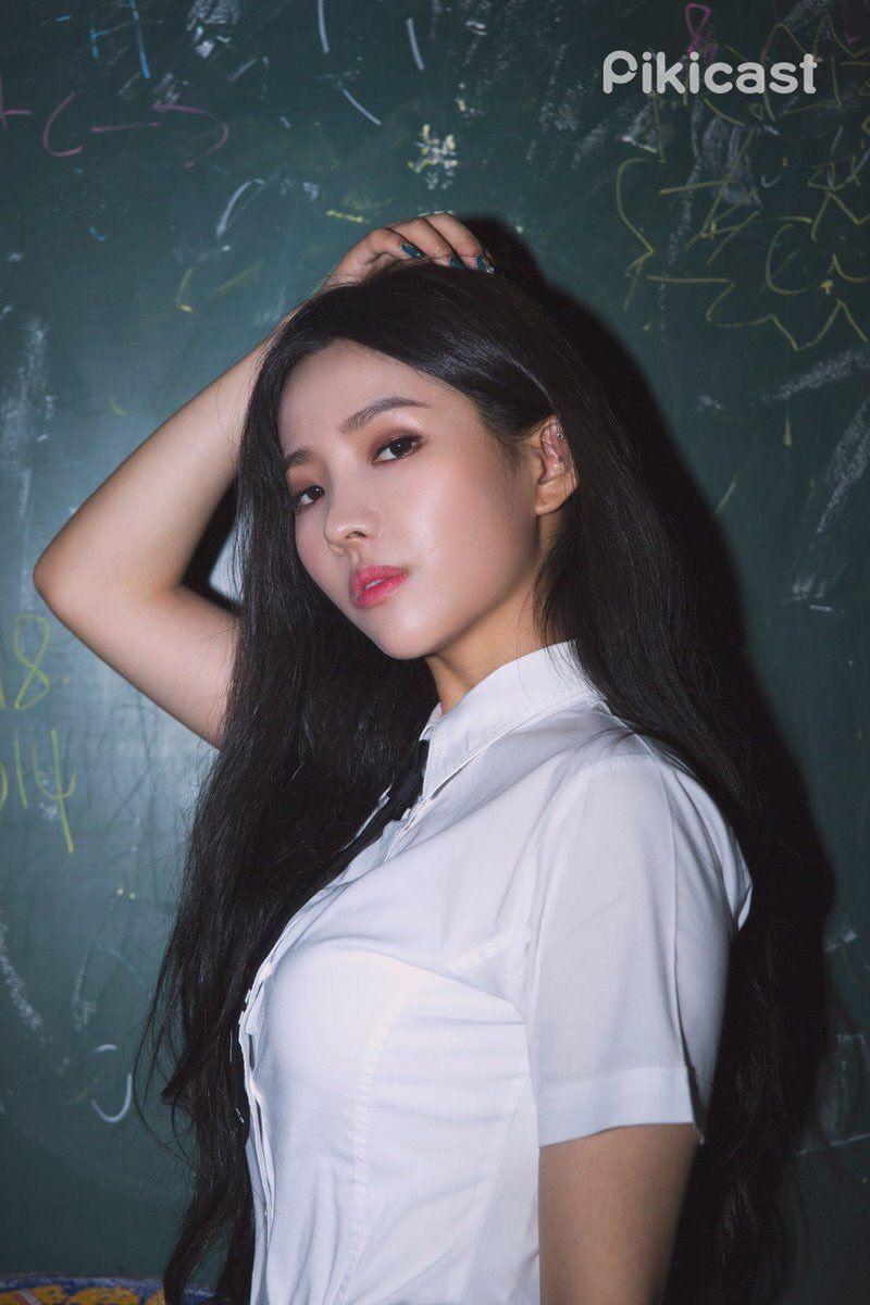 800x1200 Jeon So Yeon Wallpaper