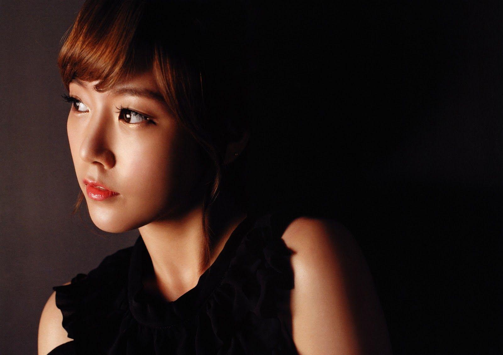 1600x1131 Valentine Day 2014: Soyeon T Ara Wallpaper HD