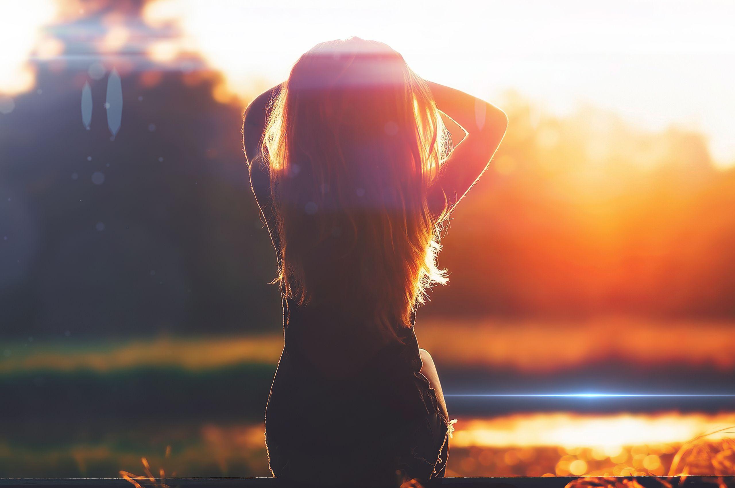 2560x1700 Girl Sitting Back View Lens Flare 4k Chromebook Pixel HD 4k Wallpaper, Image, Background, Photo and Picture